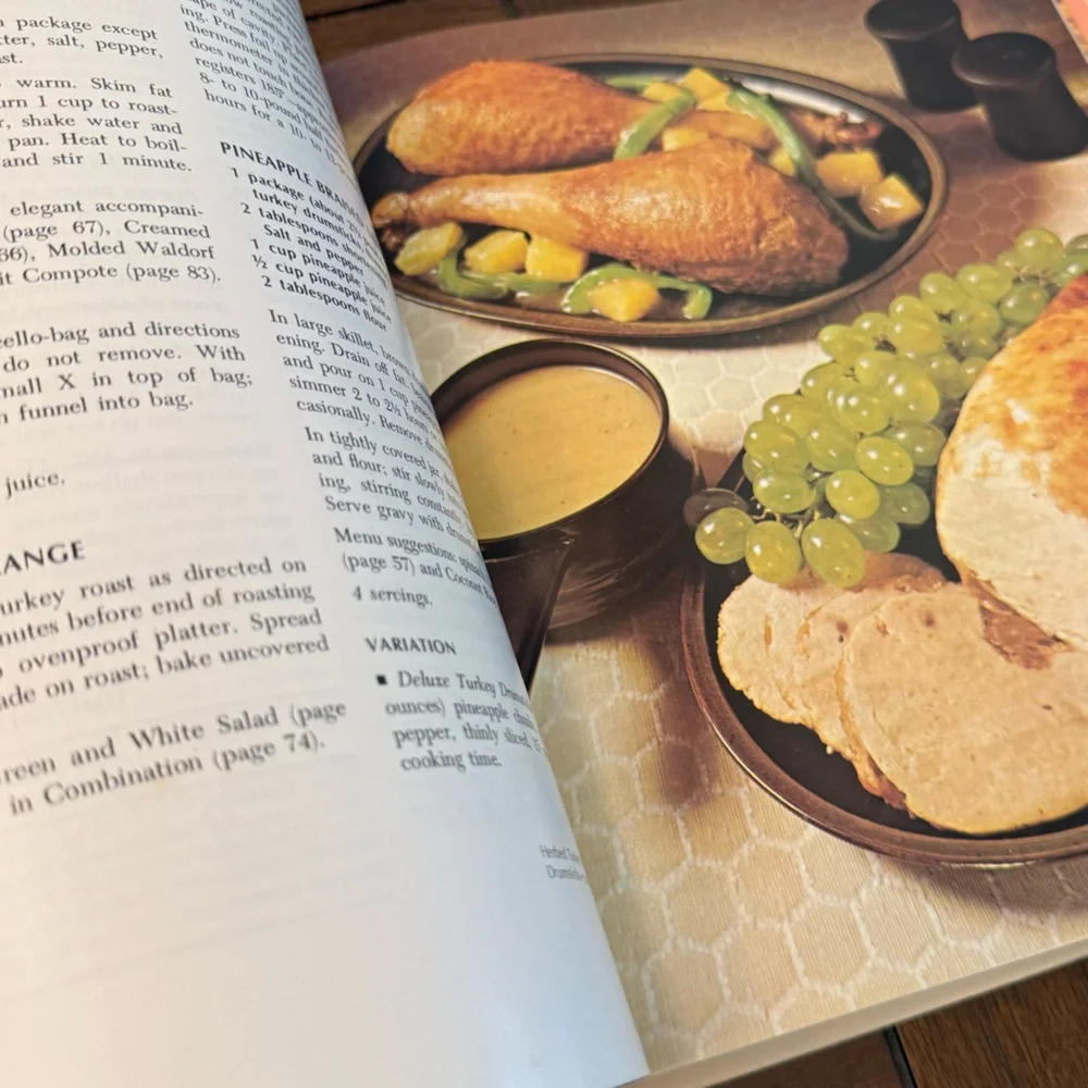 VINTAGE Betty Crocker's Good and Easy Cookbook